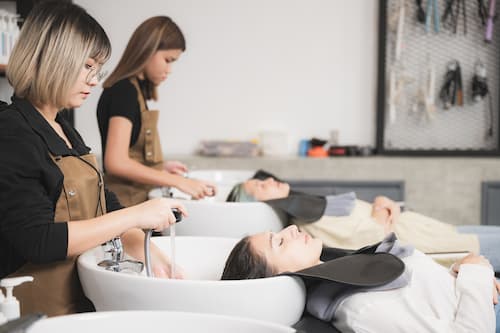 Salon hair washing and shampoo service